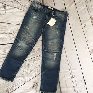 Women's KanCan jeans size 11 NWT